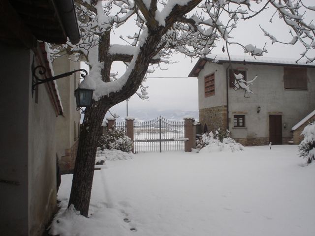 NEVE IN AGRITURISMO